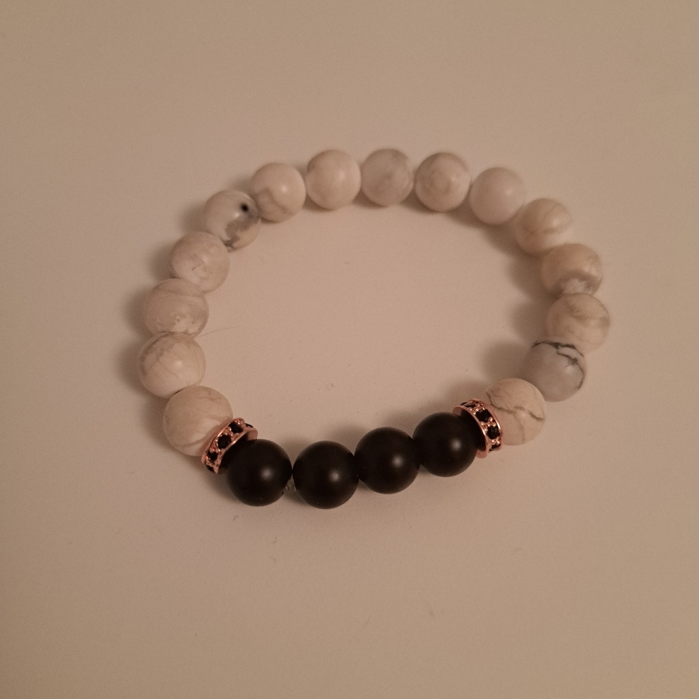 Onyx & Howlite Bracelet